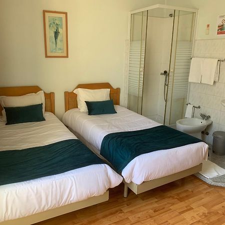 Residencial Roxi Hotell Lisboa Eksteriør bilde